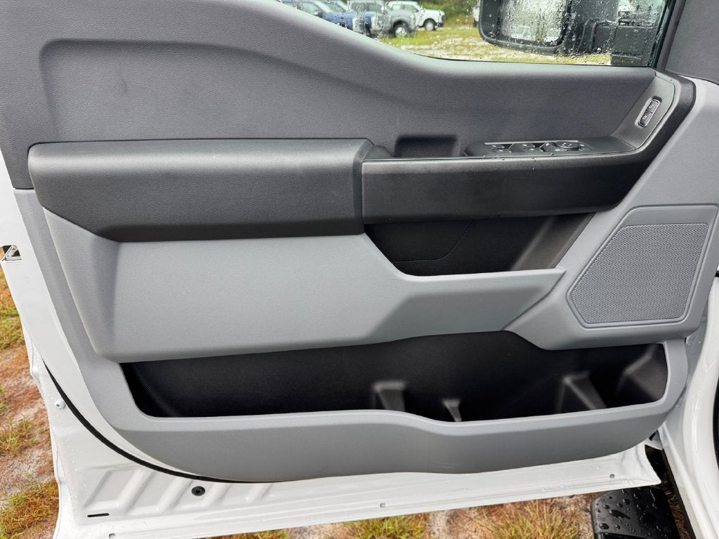 2027 Ford F-350SD XL 610A