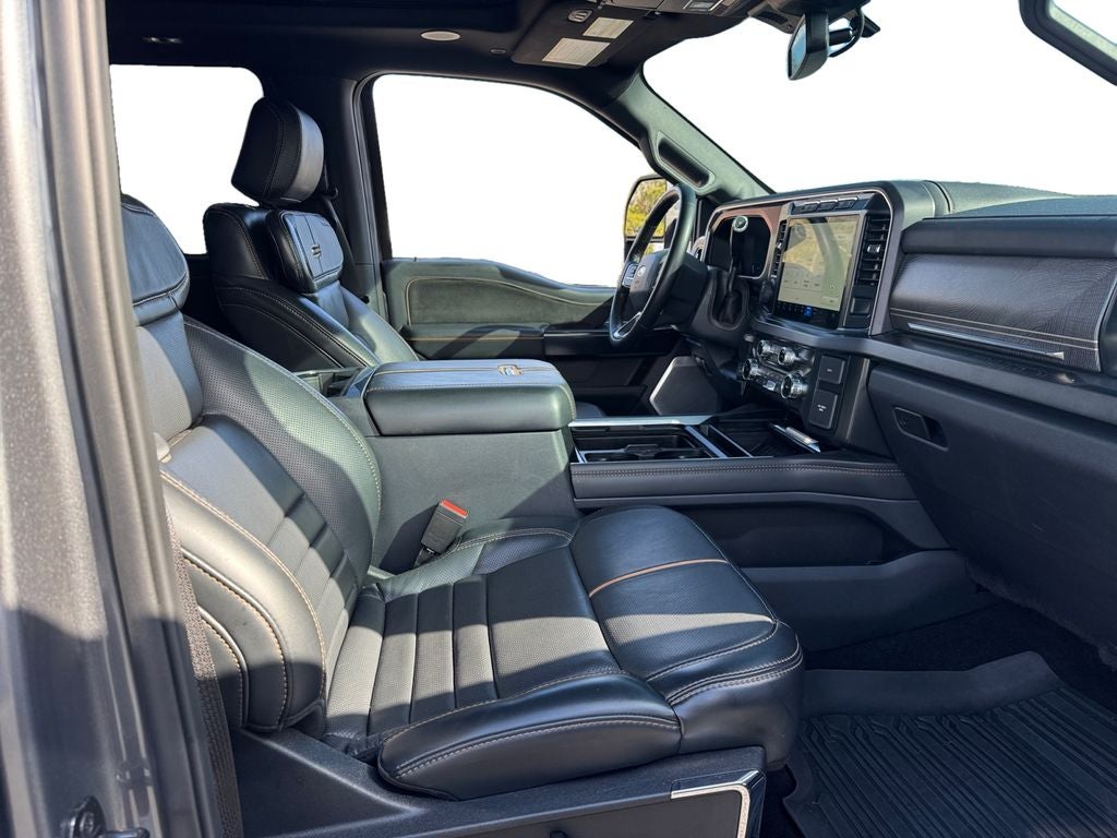 2023 Ford F-350SD Platinum