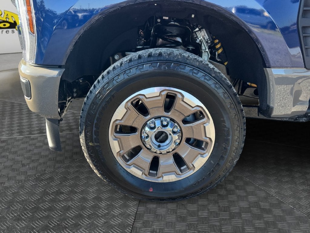 2027 Ford F-350SD King Ranch 710A
