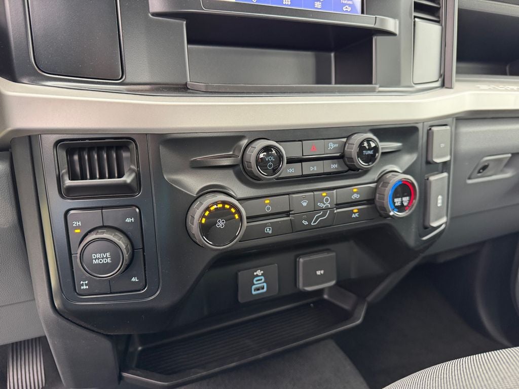 2026 Ford F-350SD XL 610A