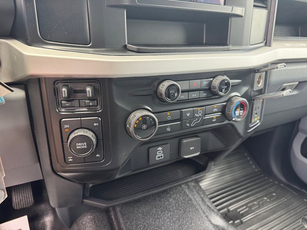 2026 Ford F-350SD XL 610A