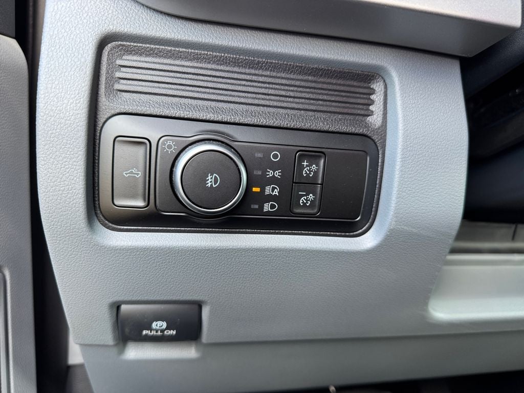 2025 Ford F-350SD XL 610A