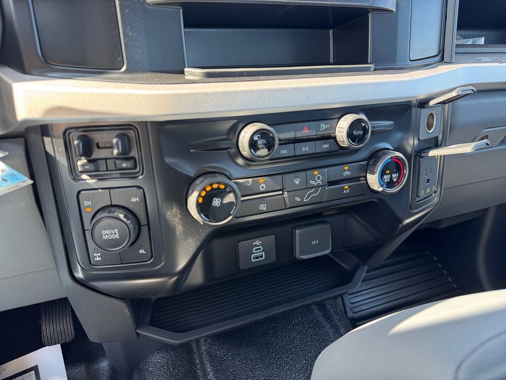 2026 Ford F-350SD XL 610A