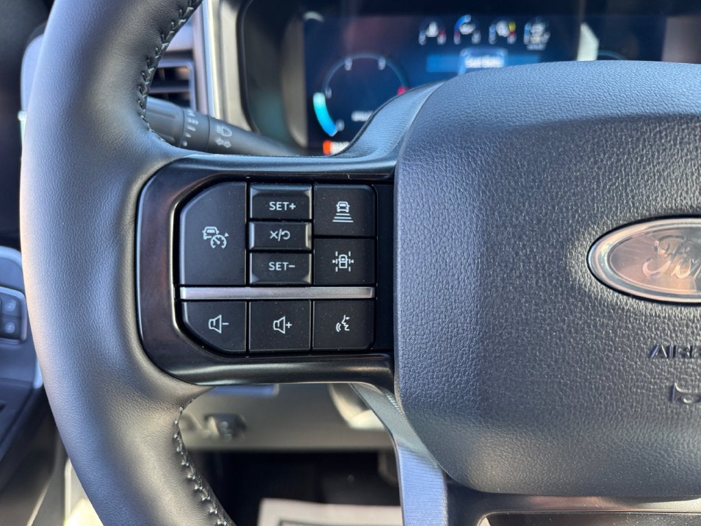 2026 Ford F-350SD Platinum DRW 723A