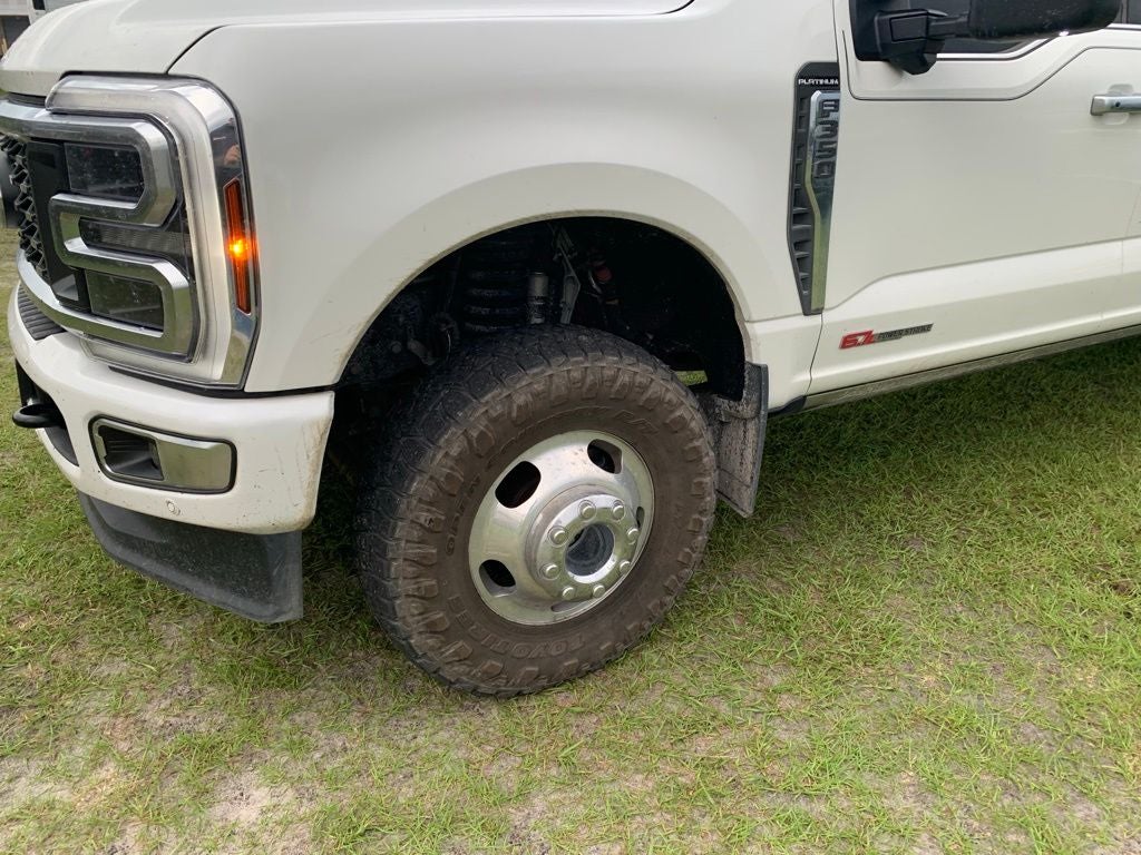 2025 Ford F-350SD Platinum