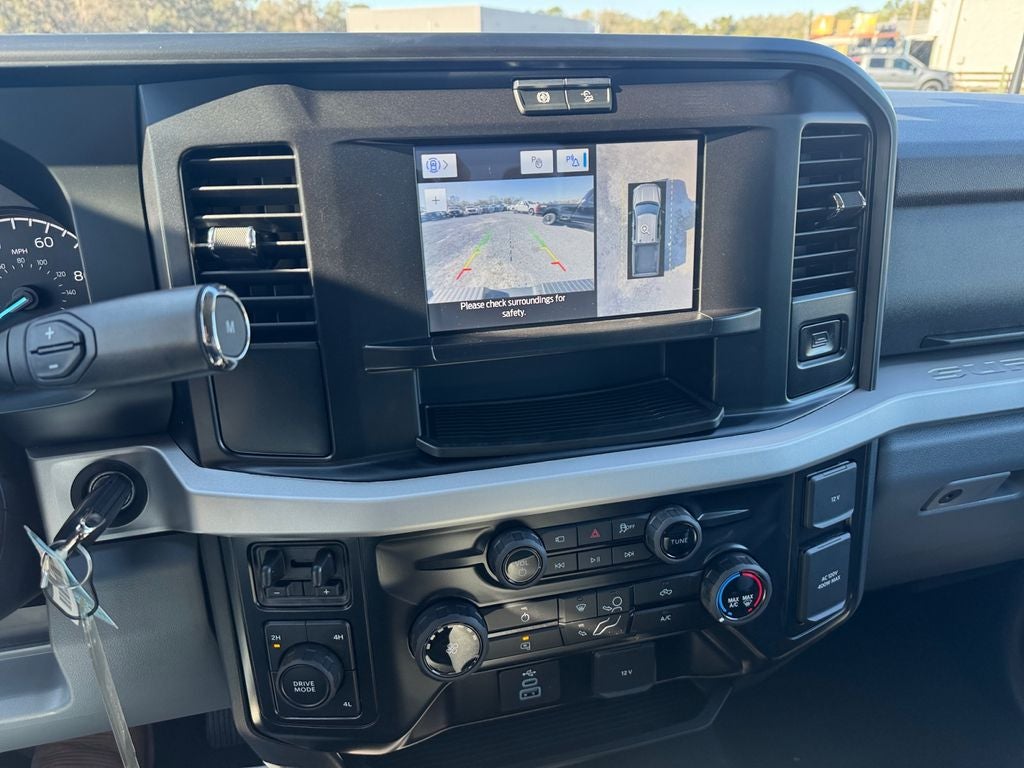 2026 Ford F-350SD XLT DRW 623A