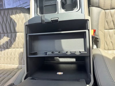 2026 Ford F-350SD Platinum DRW 723A