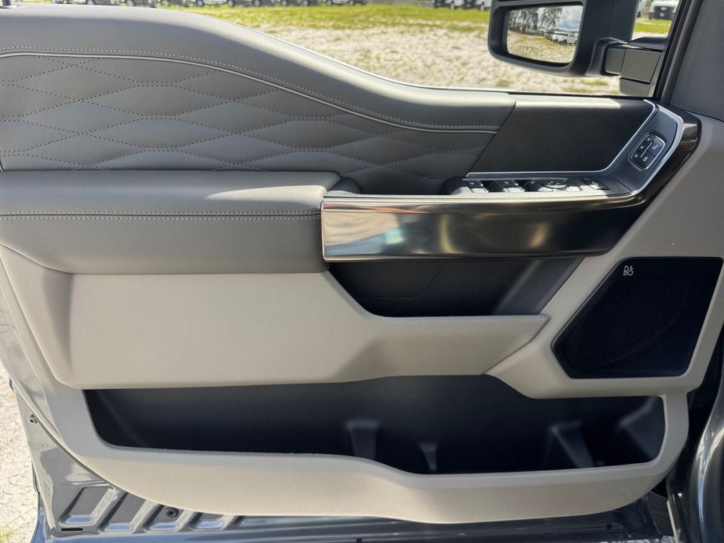 2026 Ford F-350SD Platinum DRW 723A