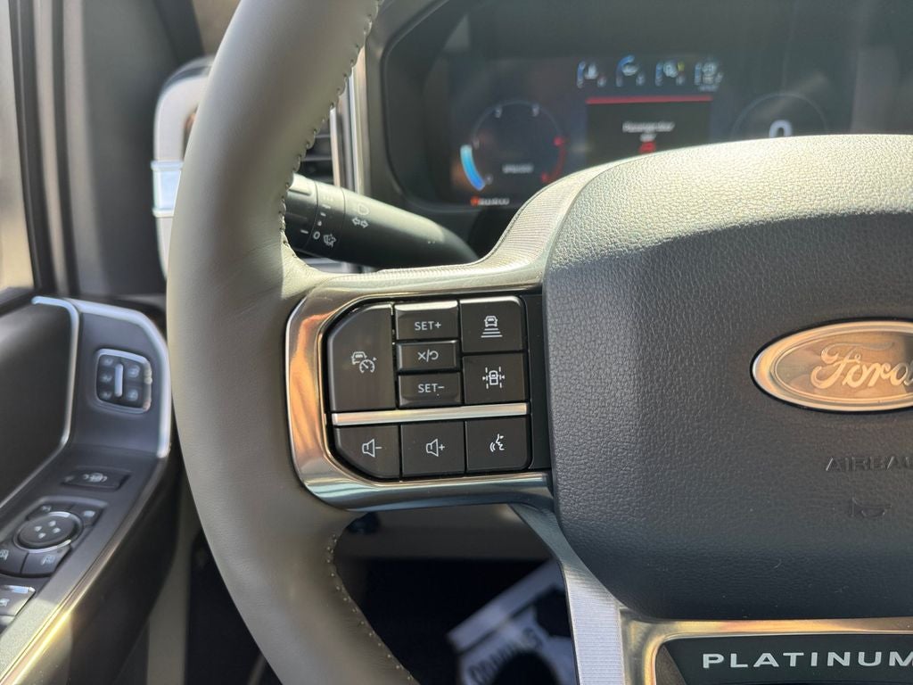 2026 Ford F-350SD Platinum DRW 723A