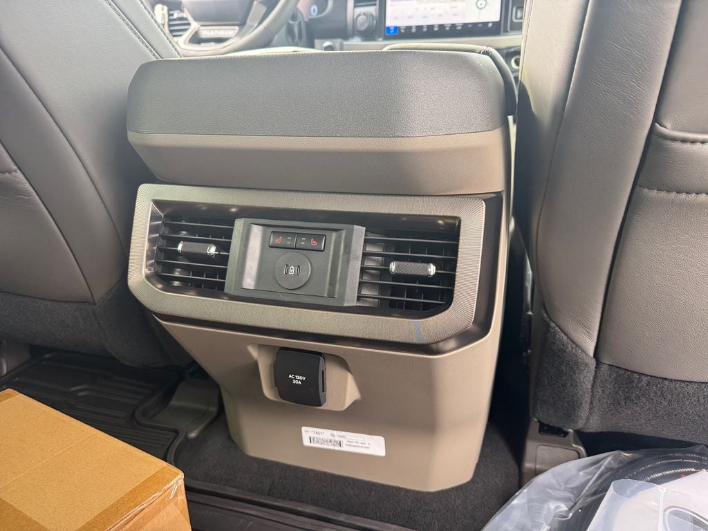 2026 Ford F-350SD Platinum DRW 723A