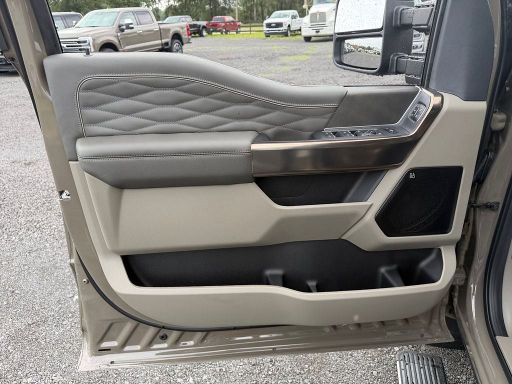 2026 Ford F-350SD Platinum DRW 723A