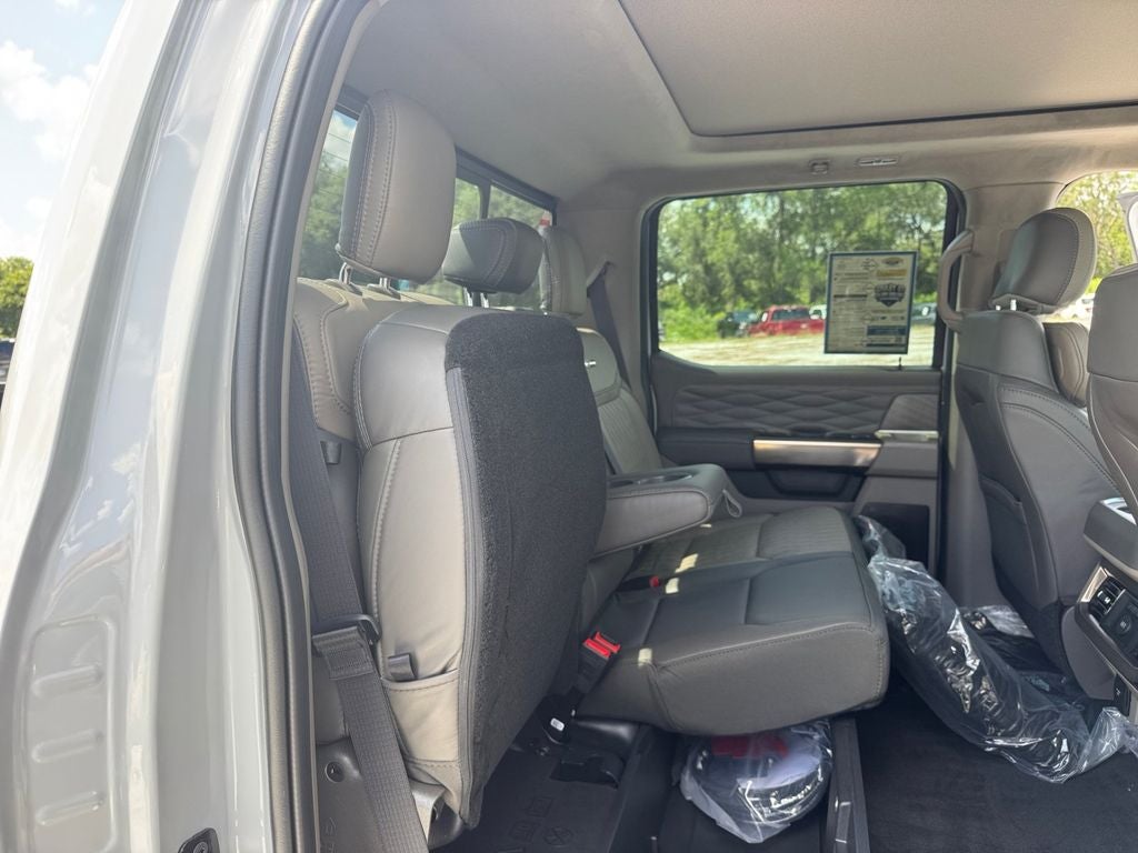 2026 Ford F-350SD Platinum DRW 723A