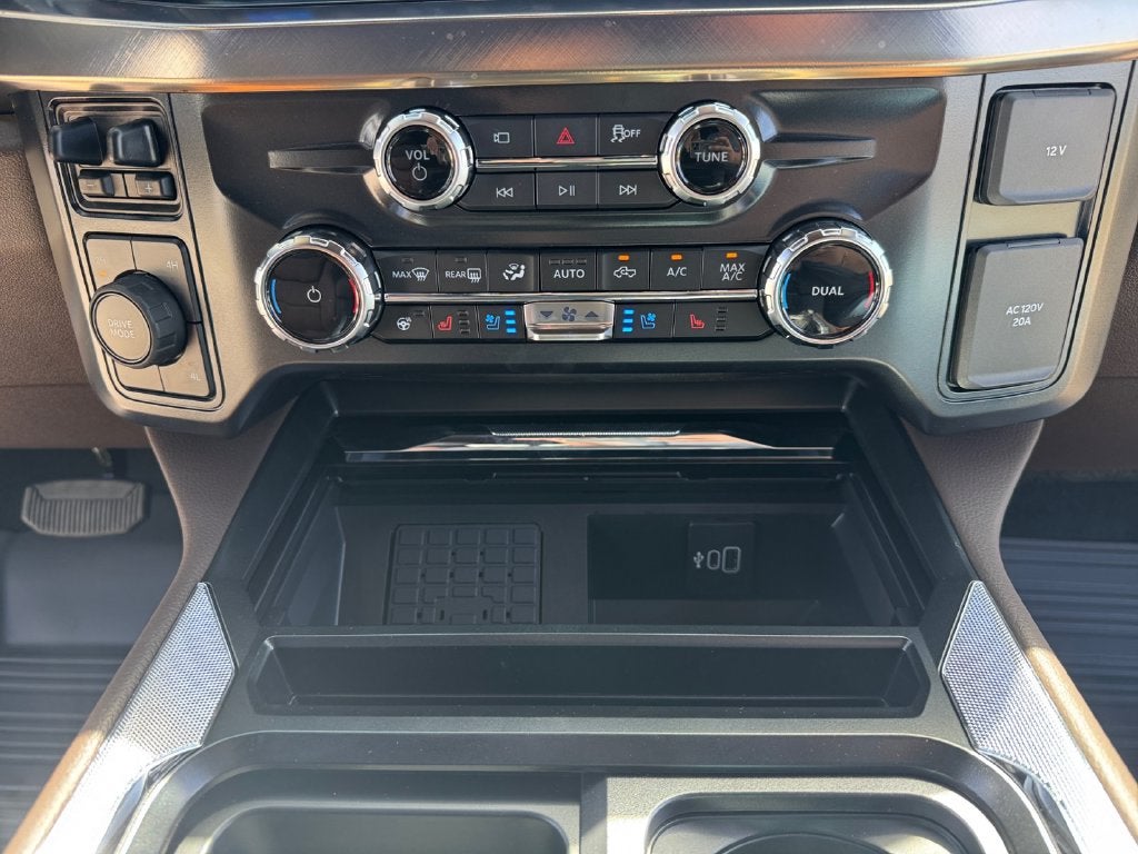 2026 Ford F-350SD King Ranch DRW 720A