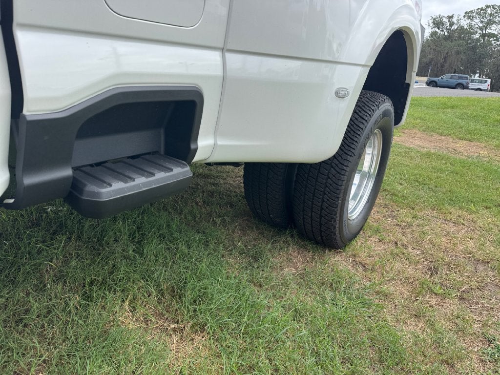 2026 Ford F-350SD Platinum DRW 723A