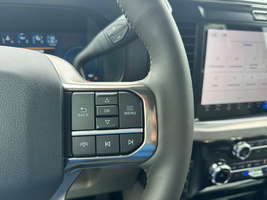 2026 Ford F-350SD Platinum DRW 723A