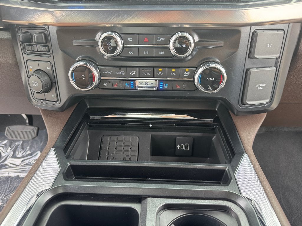 2026 Ford F-350SD King Ranch DRW 720A