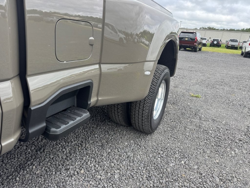 2026 Ford F-350SD King Ranch DRW 720A