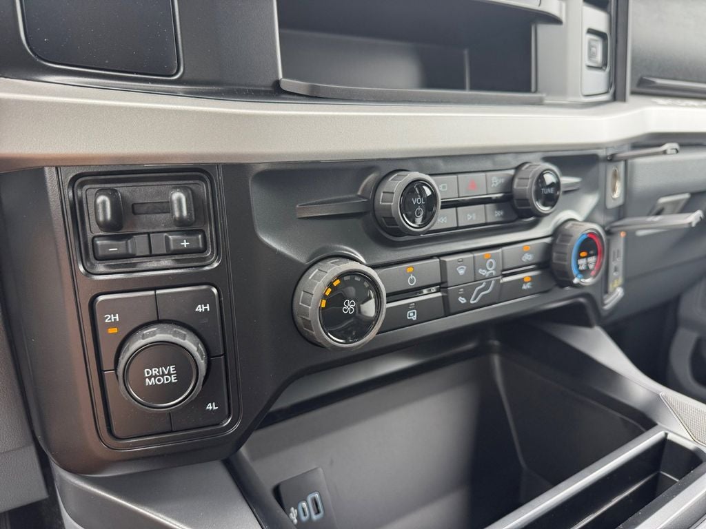 2026 Ford F-350SD XLT DRW 623A