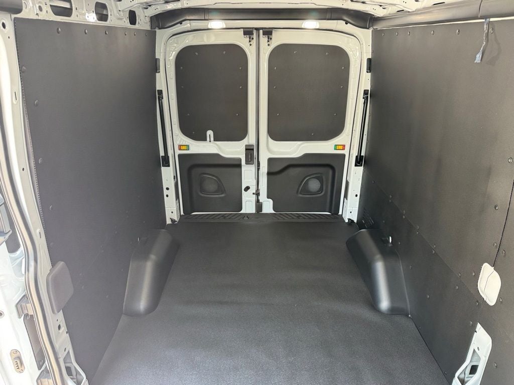 2026 Ford Transit-250 Base Medium Roof Cargo 101A