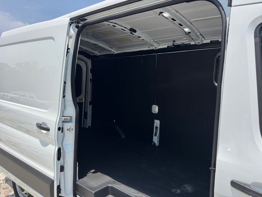 2026 Ford Transit-250 Base Medium Roof Cargo 101A