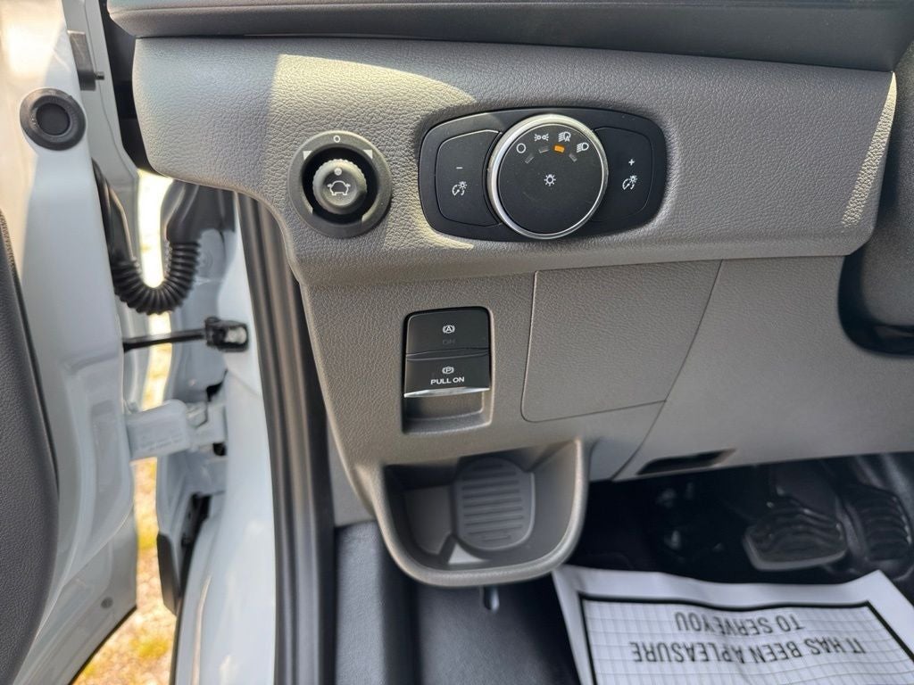 2026 Ford Transit-250 Base Medium Roof Cargo 101A