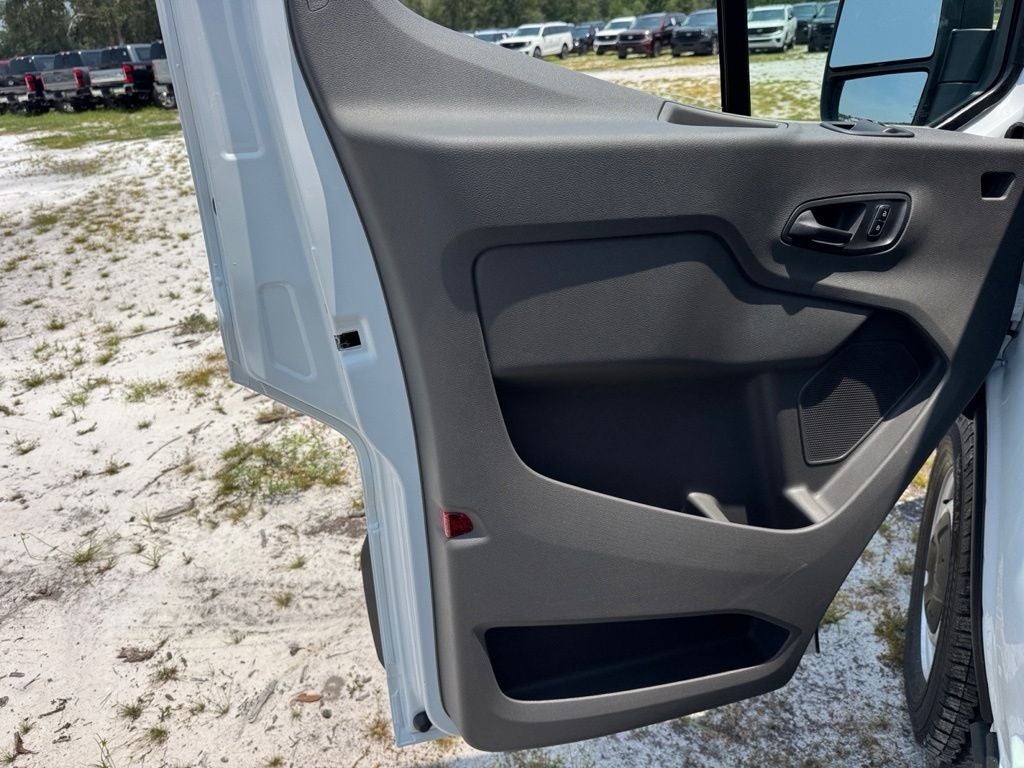2026 Ford Transit-250 Base Medium Roof Cargo 101A