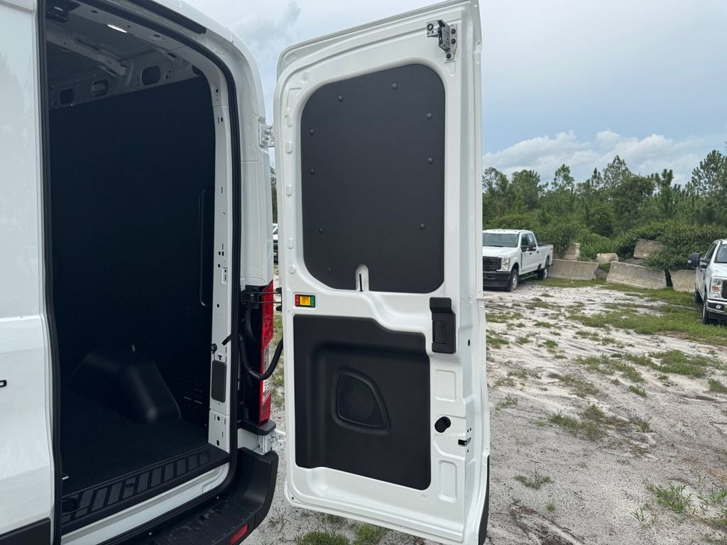 2026 Ford Transit-250 Base Medium Roof Cargo 101A