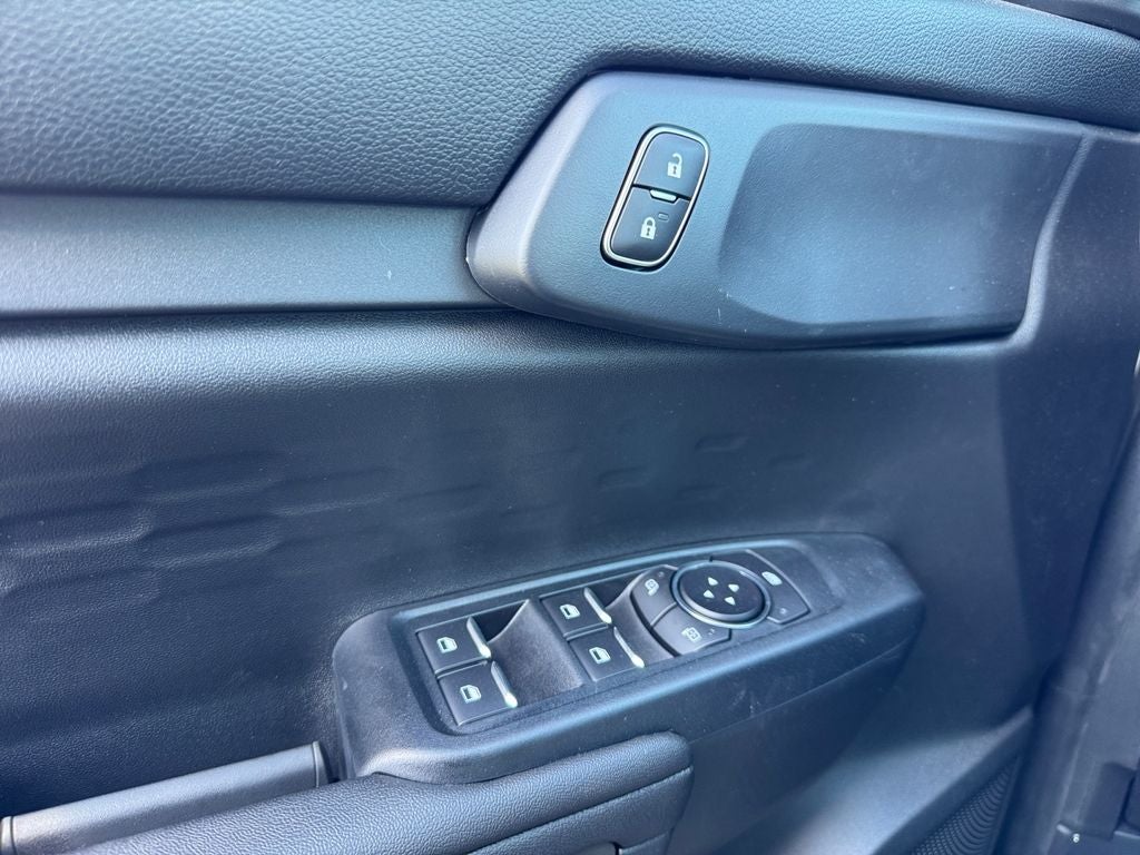 2025 Ford Ranger XL 100A