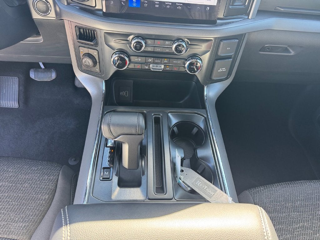 2026 Ford F-150 XLT 302A