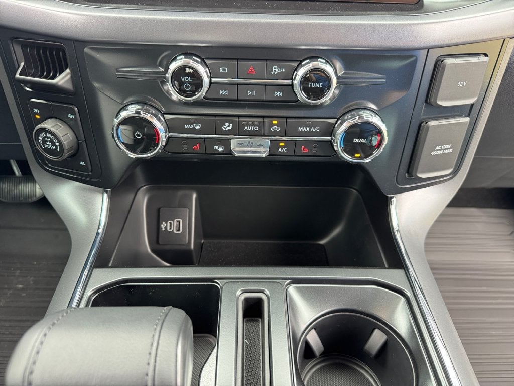 2026 Ford F-150 XLT 302A