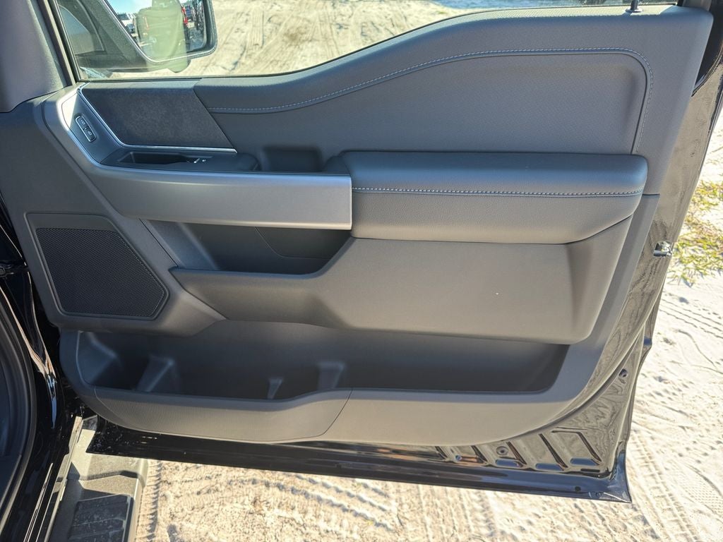 2025 Ford F-150 XLT 302A