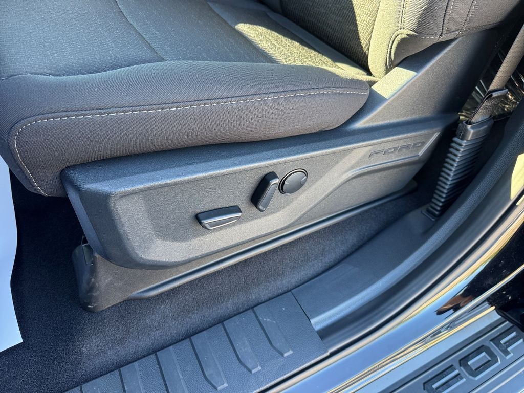 2025 Ford F-150 XLT 302A