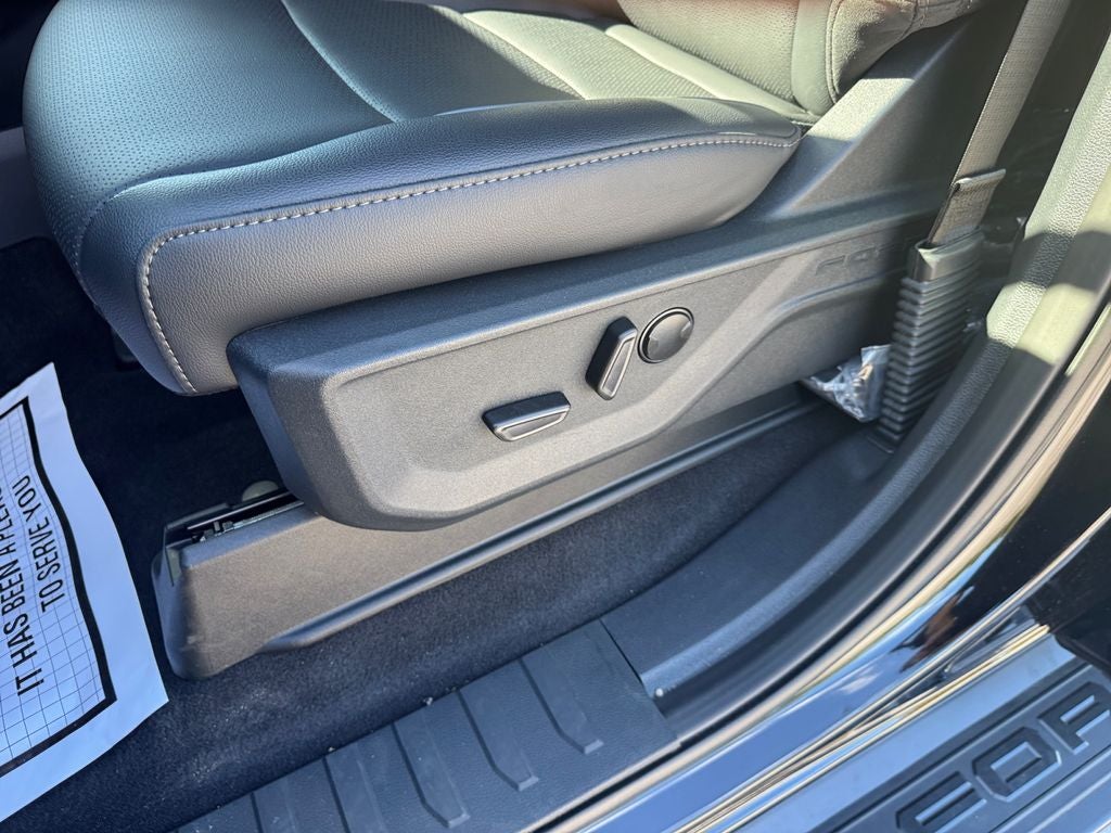 2025 Ford F-150 Lariat 501A