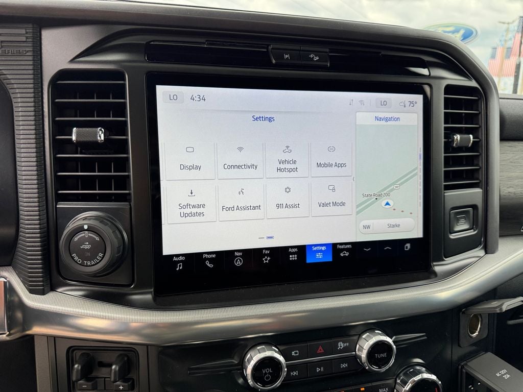 2025 Ford F-150 Lariat 502A