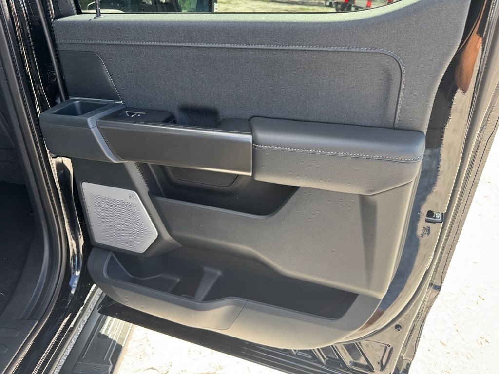 2025 Ford F-150 Lariat 502A