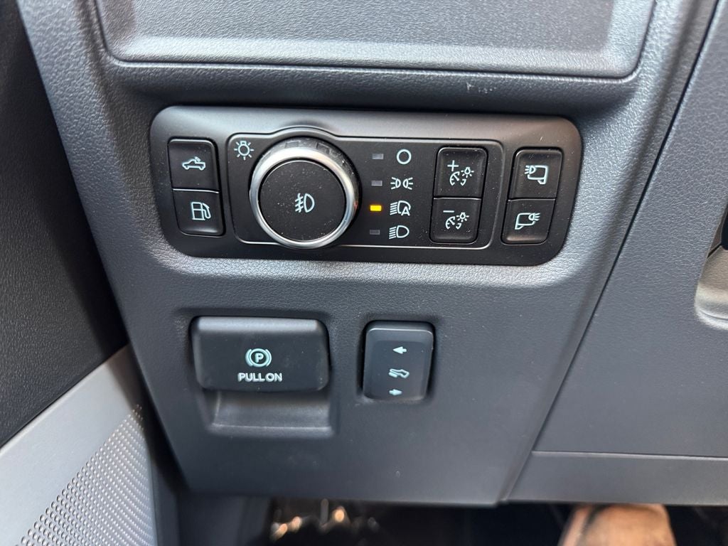 2025 Ford F-150 Lariat 502A