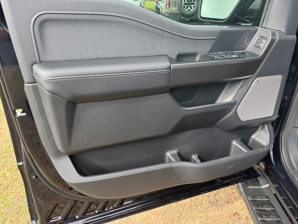 2025 Ford F-150 Lariat 501A