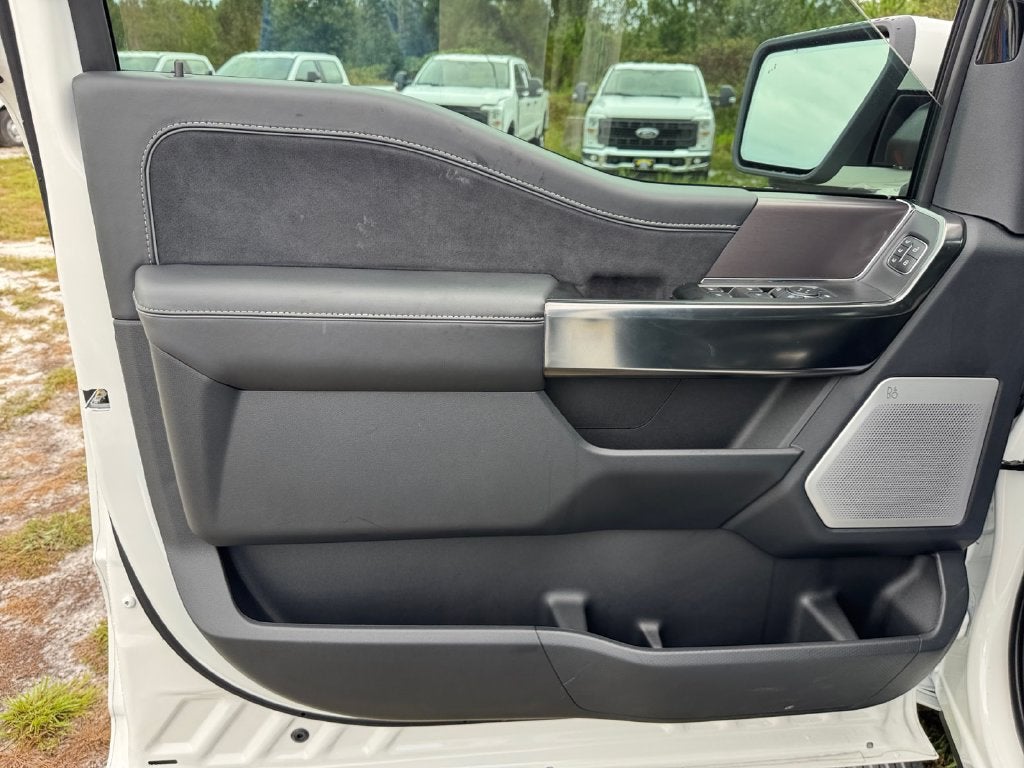 2026 Ford F-150 Platinum 702A