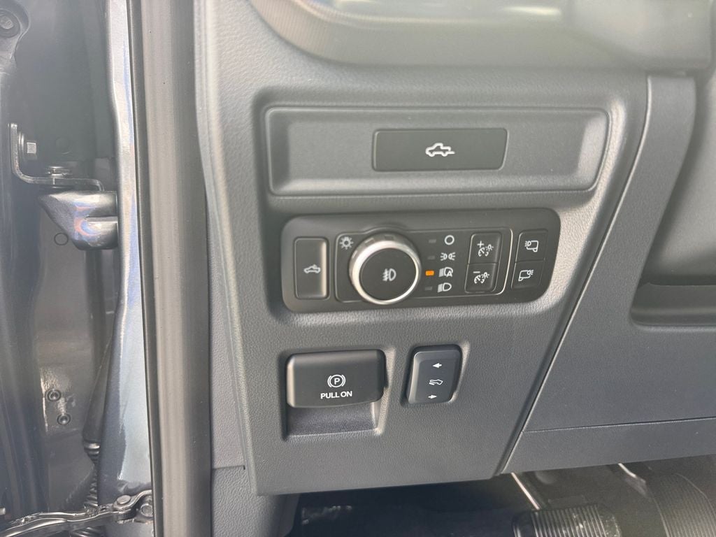 2026 Ford F-150 Platinum 702A