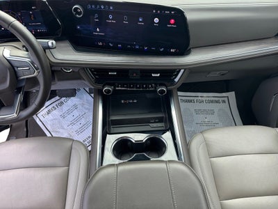 2025 Chevrolet Suburban LT