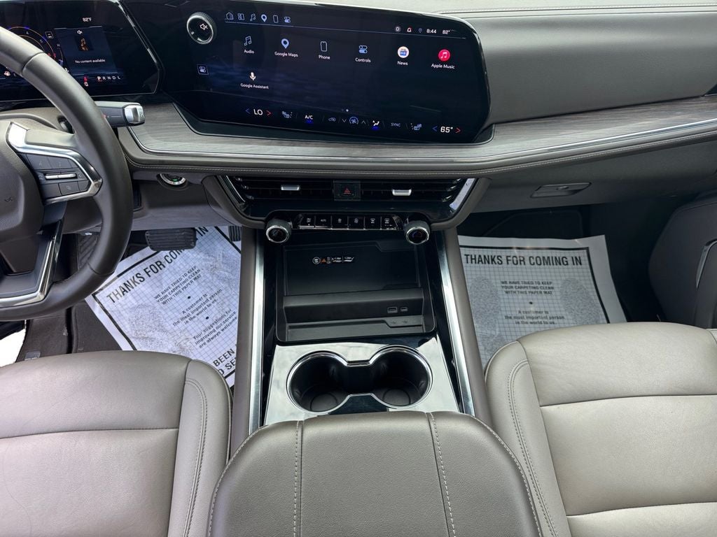 2025 Chevrolet Suburban LT