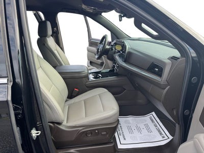 2025 Chevrolet Suburban LT