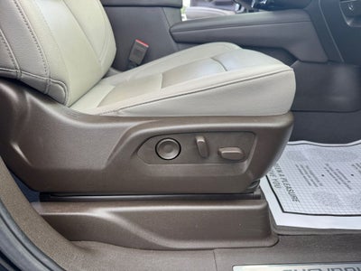 2025 Chevrolet Suburban LT