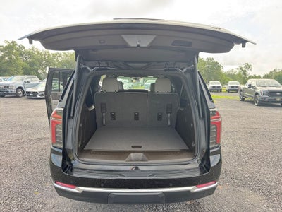 2025 Chevrolet Suburban LT