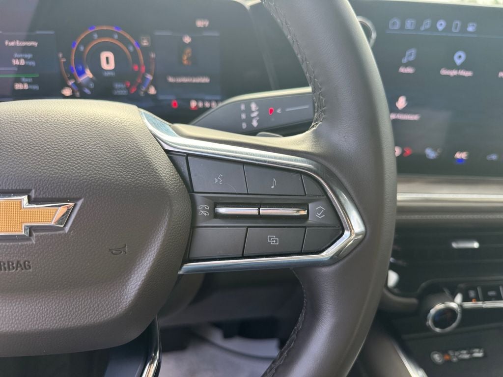 2025 Chevrolet Suburban LT