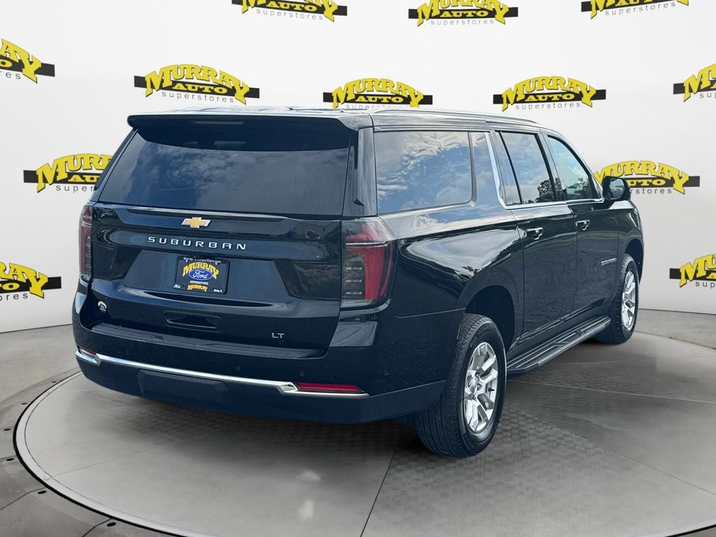 2025 Chevrolet Suburban LT
