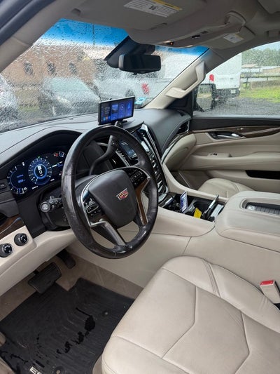 2019 Cadillac Escalade Luxury