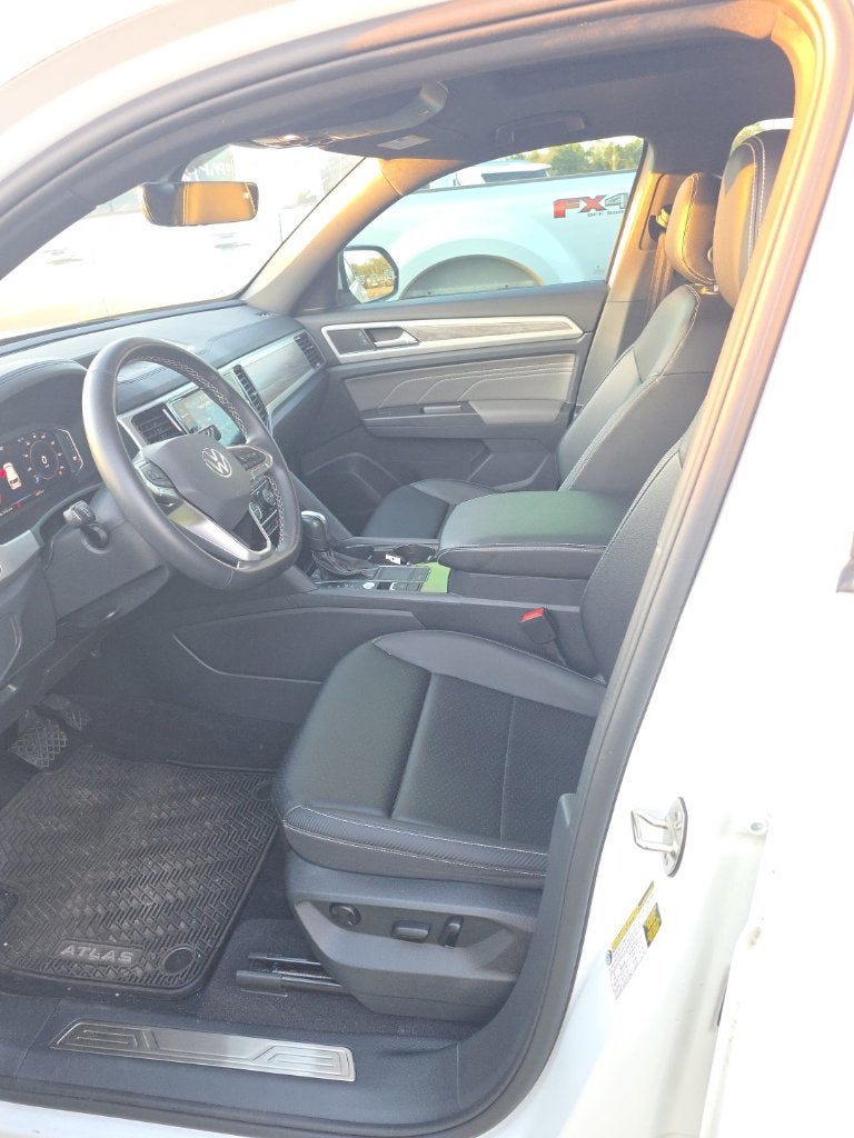 2022 Volkswagen Atlas Cross Sport 3.6L V6 SE w/Technology