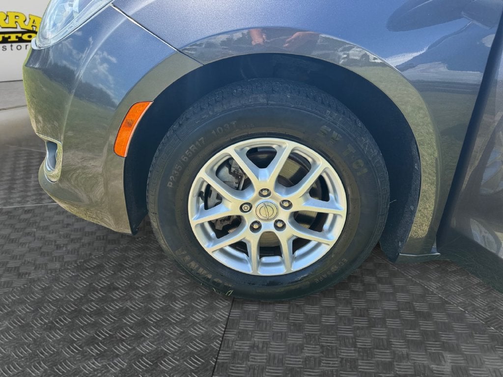 2020 Chrysler Pacifica Touring