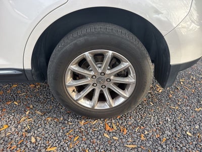 2015 Lincoln MKX Base